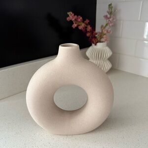 H&M Home Ceramic Vase